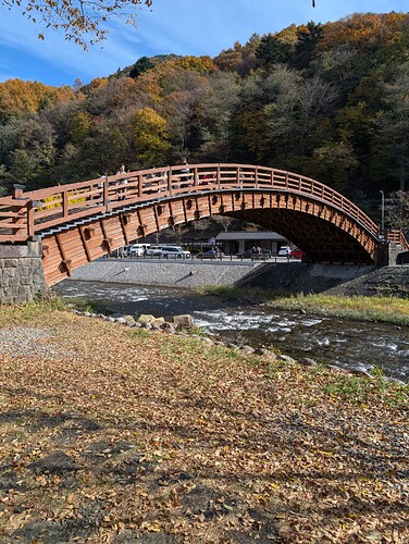 PXL_20251108_035606152