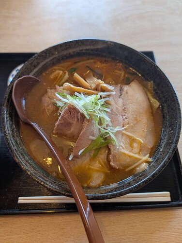 PXL_20250830_023627818.MP